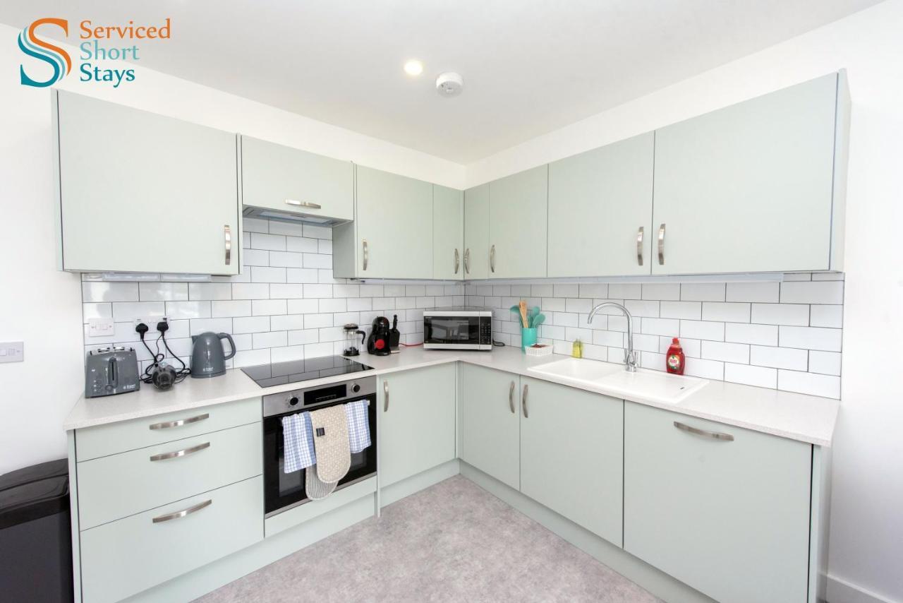 Bella, Two Bedroom Apartment Close To The Beach Margate Bagian luar foto