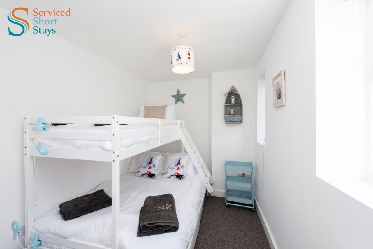 Bella, Two Bedroom Apartment Close To The Beach Margate Bagian luar foto