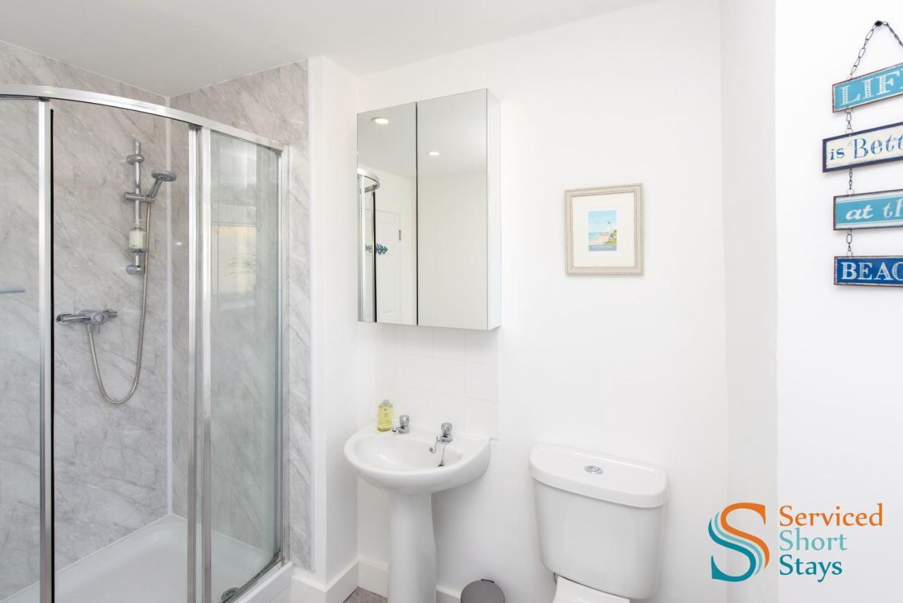 Bella, Two Bedroom Apartment Close To The Beach Margate Bagian luar foto